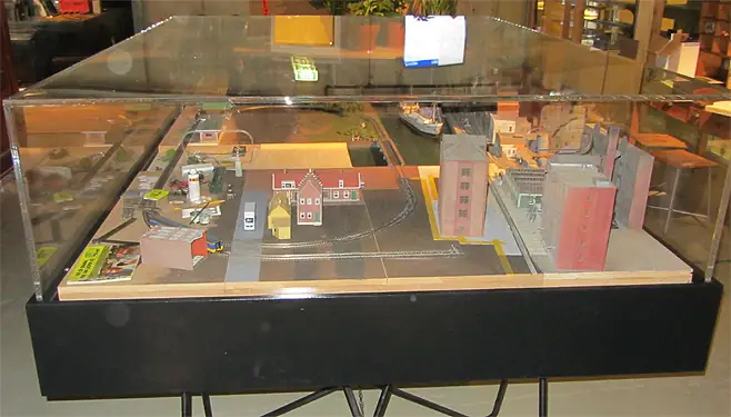 Maquette rotterdam centraal huiskamer hobby gereedschap landschap