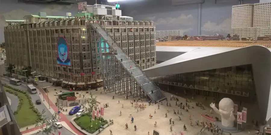 Trap Groothandelsgebouw Rotterdam viert de stad